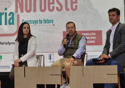 ARIGATA PRESENTE ENLA FERIA DE FP EN CORIA 2026